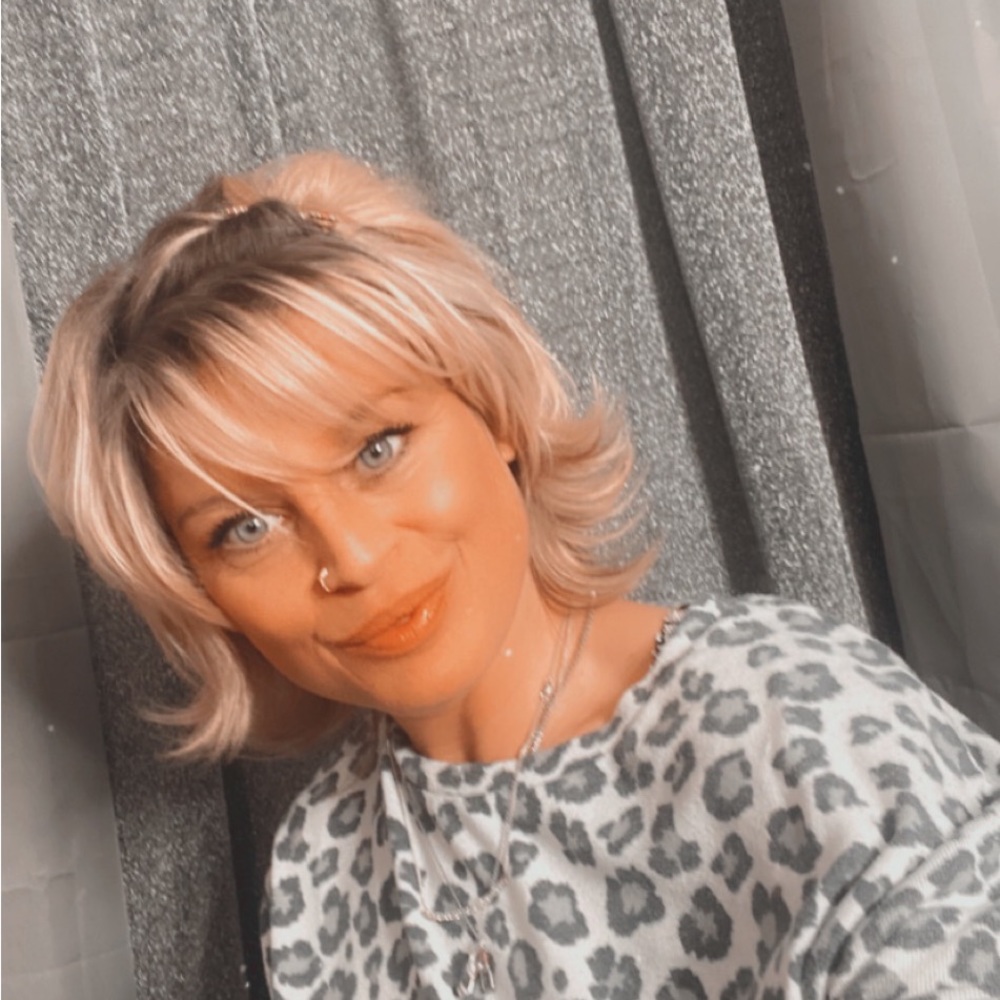 Meet your Posher, Leah